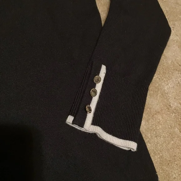 Calvin Klein Black and Cream Garment - Picture 3 of 3